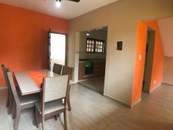 Casa para Venda em Caraguatatuba - 2