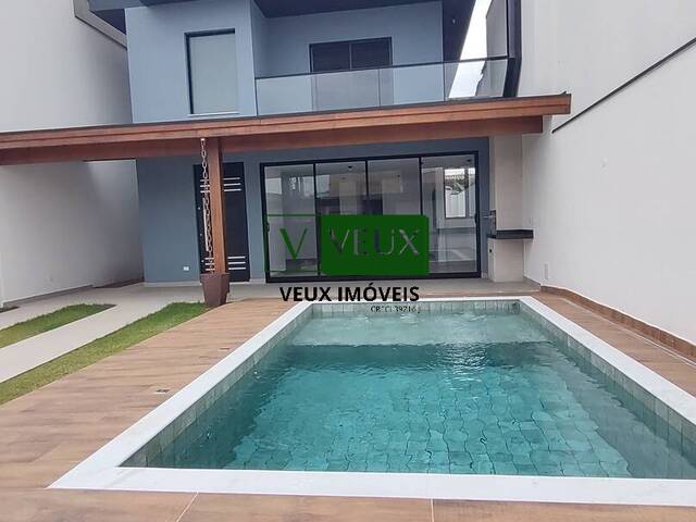 #1045 - Casa para Venda em Caraguatatuba - SP