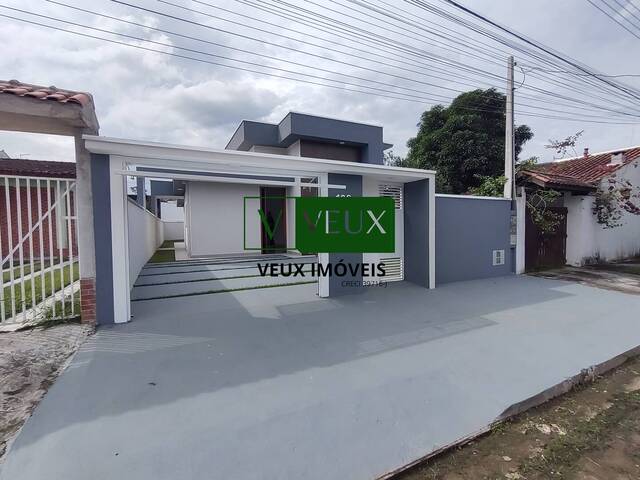 Casa para Venda em Caraguatatuba - 2