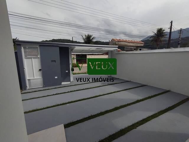 Casa para Venda em Caraguatatuba - 3