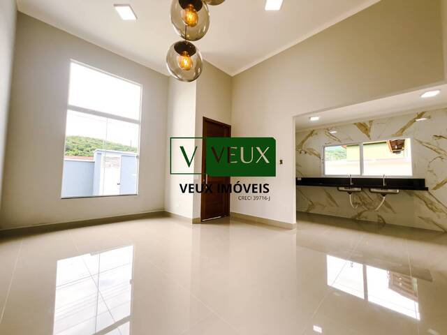 Casa para Venda em Caraguatatuba - 4