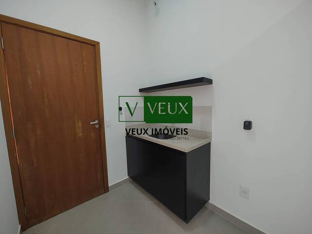 Sala para Venda em Caraguatatuba - 5