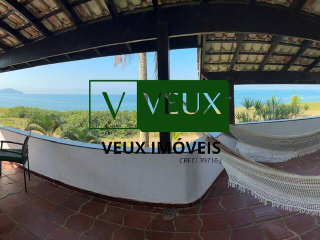 #1068 - Casa para Venda em Caraguatatuba - SP - 2