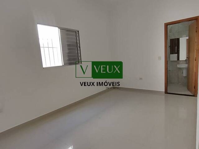 #1086 - Casa para Venda em Caraguatatuba - SP - 2