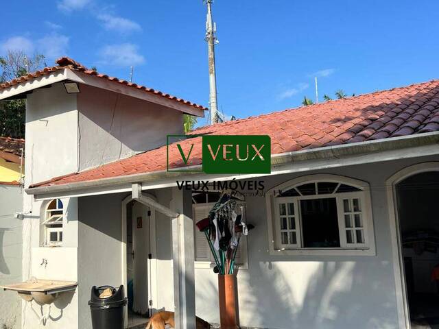#1096 - Casa para Venda em Caraguatatuba - SP - 2