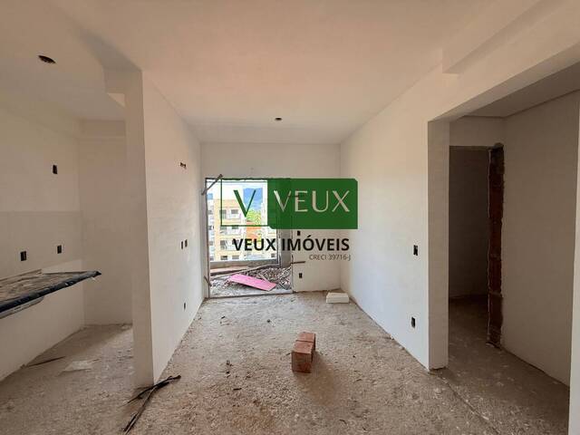 Apartamento para Venda em Caraguatatuba - 2