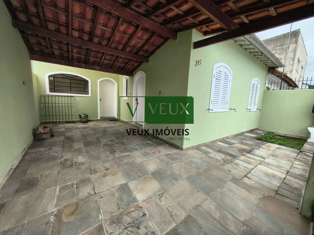 Casa para Venda em Caraguatatuba - 2