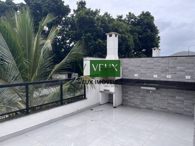 Casa para Venda em Caraguatatuba - 2