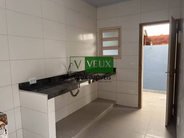 Casa para Venda em Caraguatatuba - 4