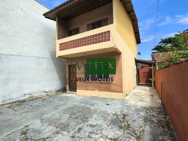 Casa para Locação em Caraguatatuba - 2