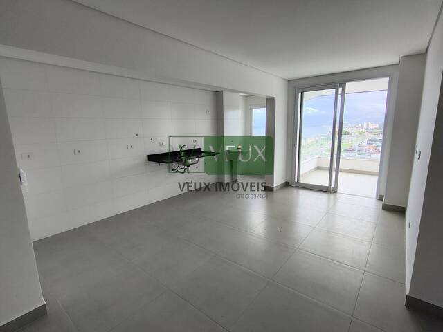 Apartamento para Venda em Caraguatatuba - 4