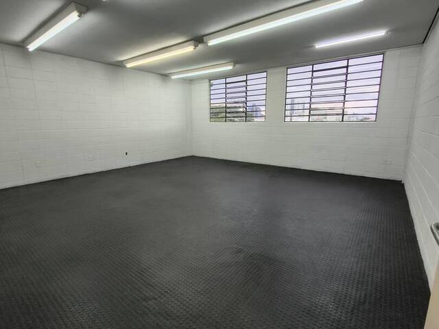 Ponto Comercial para Locação em Caraguatatuba - 5