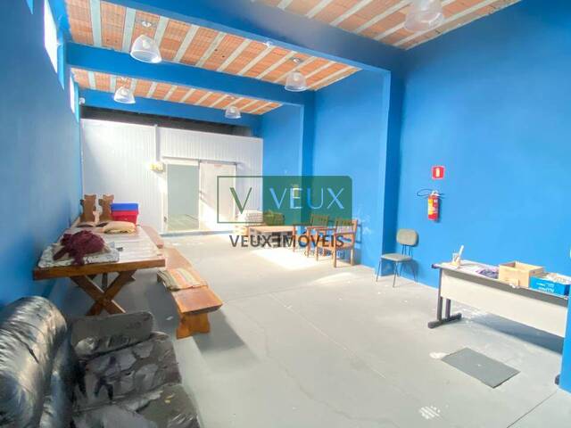 Prédio comercial para Locação em Caraguatatuba - 2