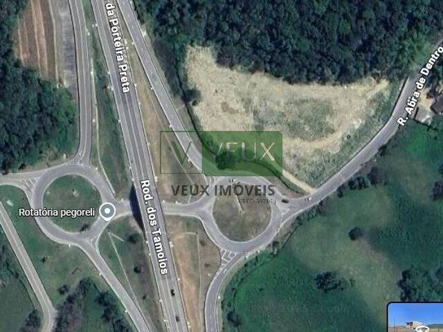Ponto Comercial para Venda em Caraguatatuba - 2