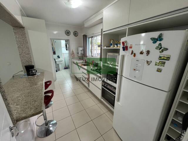 Apartamento para Venda em Caraguatatuba - 3