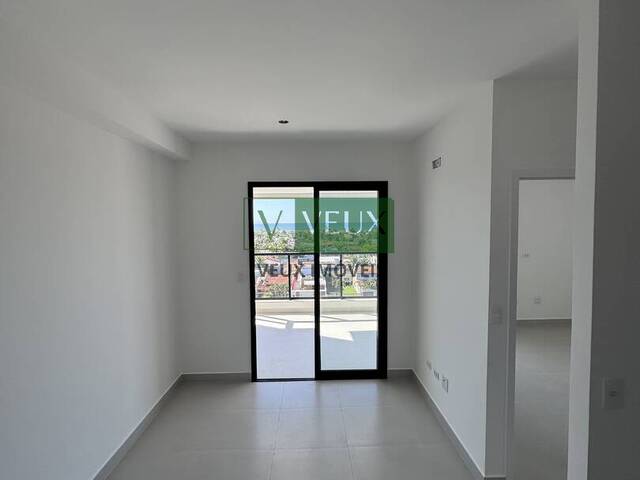 Apartamento para Venda em Caraguatatuba - 5