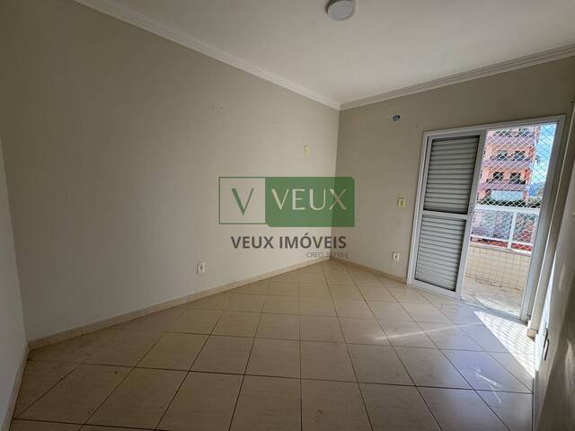 Apartamento para Venda em Caraguatatuba - 2