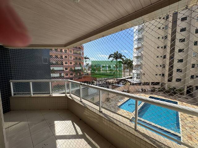 Apartamento para Venda em Caraguatatuba - 3