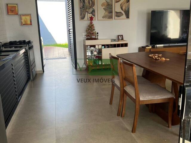 Casa para Venda em Caraguatatuba - 4