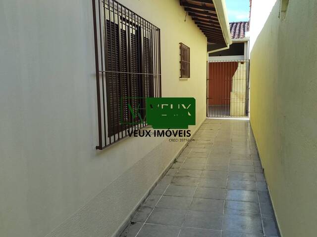 Casa para Locação em Caraguatatuba - 2