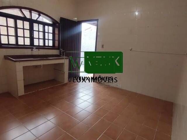 Casa para Locação em Caraguatatuba - 2